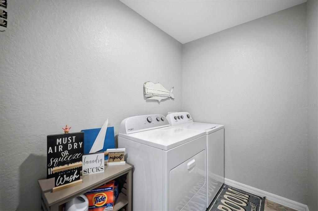 En Venta: $449,900 (3 camas, 2 baños, 1640 Pies cuadrados)