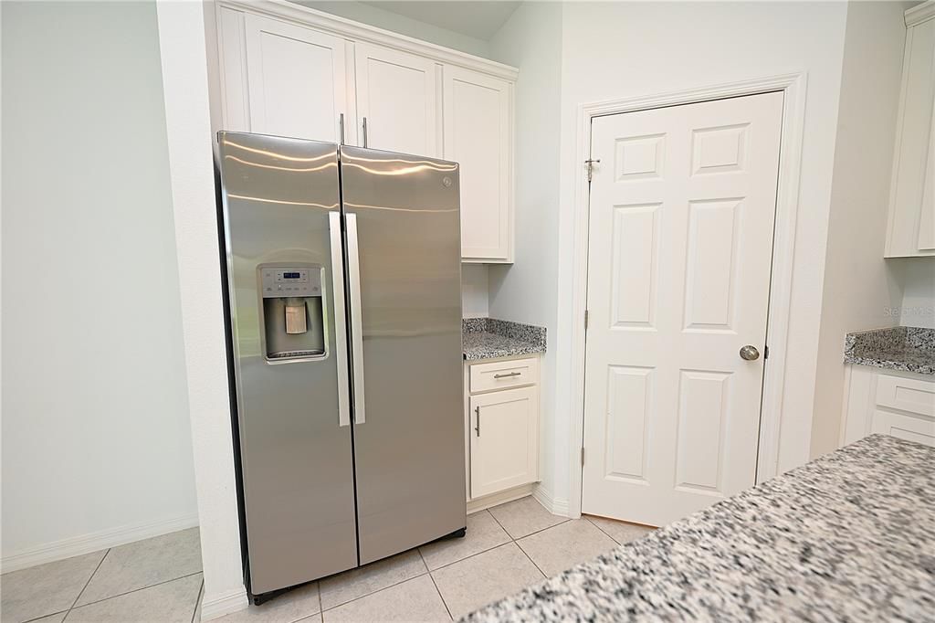 В аренду: $1,800 (3 спален, 2 ванн, 1350 Квадратных фут)