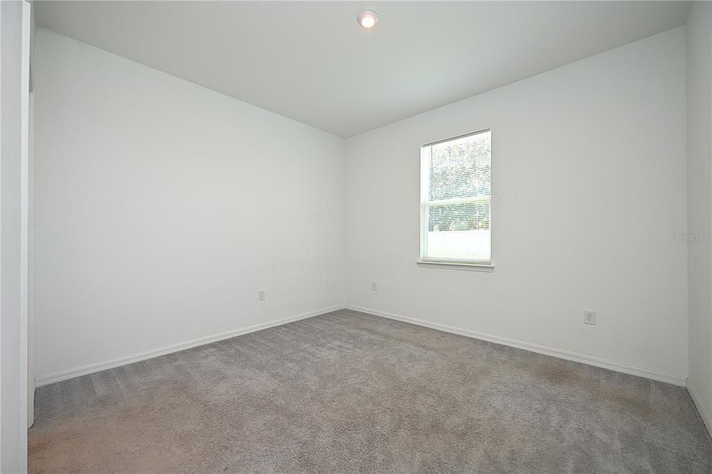 В аренду: $1,800 (3 спален, 2 ванн, 1350 Квадратных фут)