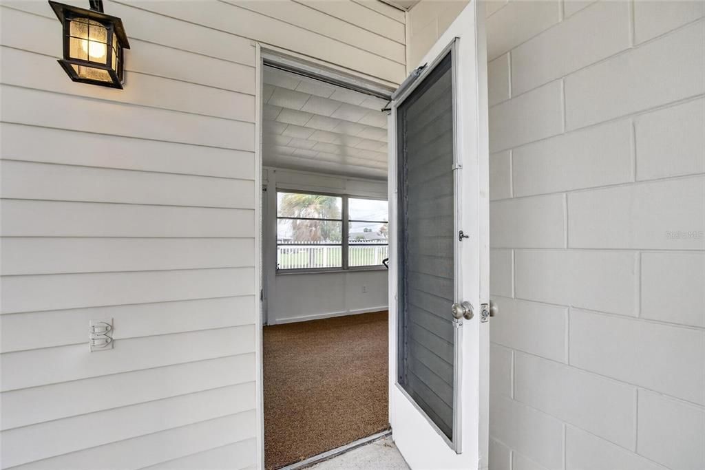 В аренду: $1,850 (2 спален, 2 ванн, 1266 Квадратных фут)
