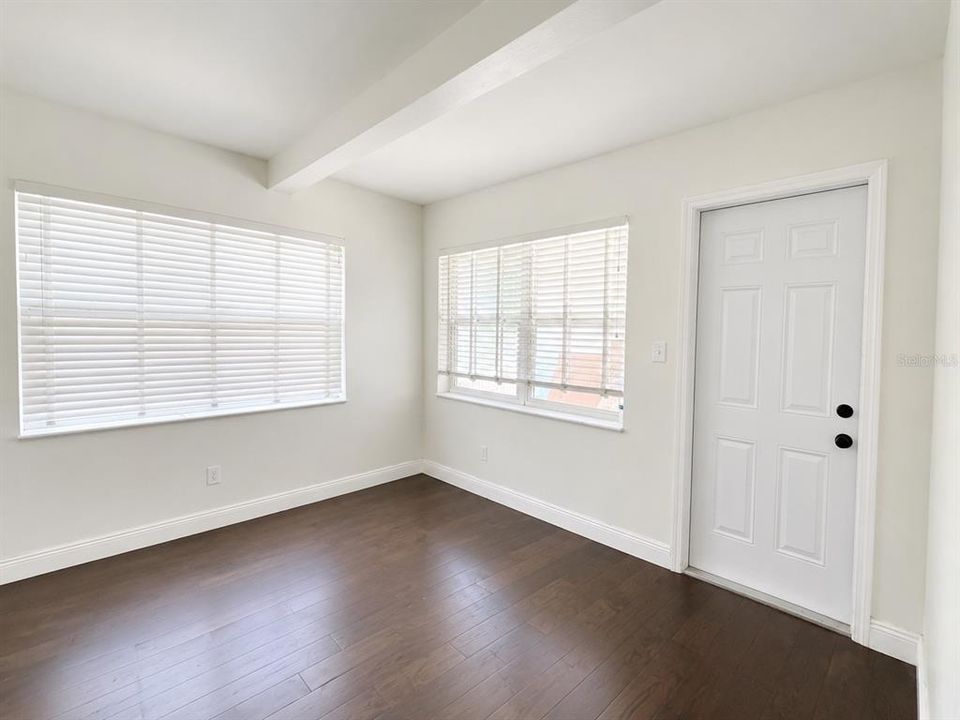 For Rent: $4,000 (4 beds, 2 baths, 1405 Square Feet)