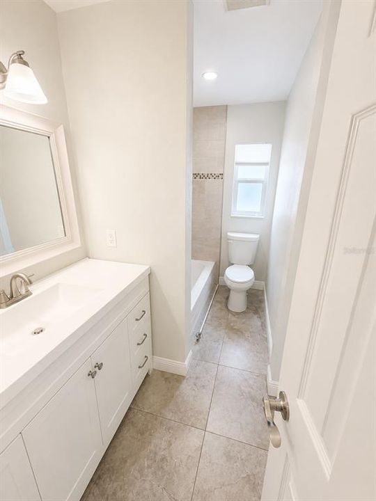 For Rent: $4,000 (4 beds, 2 baths, 1405 Square Feet)