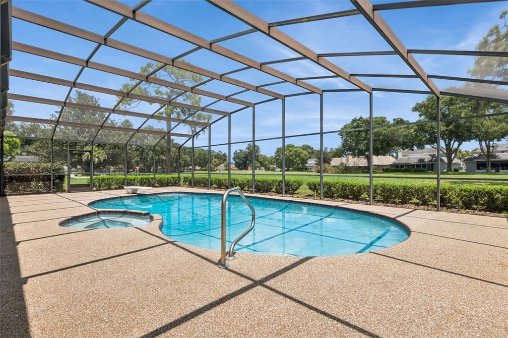 En Venta: $549,900 (4 camas, 3 baños, 3000 Pies cuadrados)