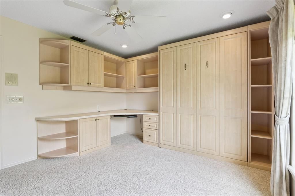 En Venta: $549,900 (4 camas, 3 baños, 3000 Pies cuadrados)