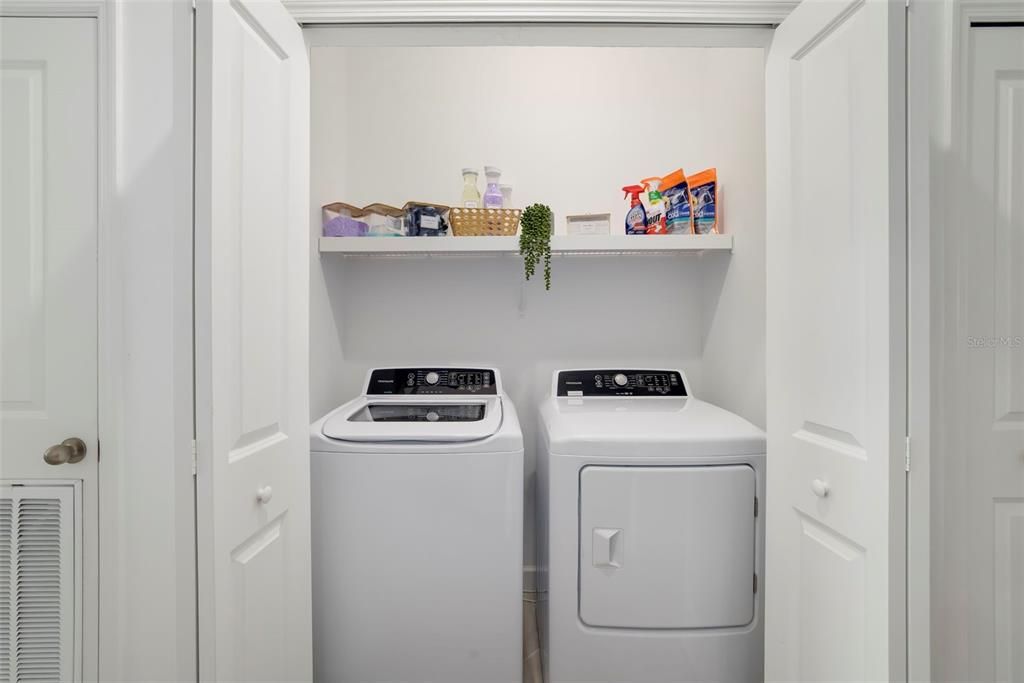 For Sale: $348,875 (3 beds, 2 baths, 1925 Square Feet)