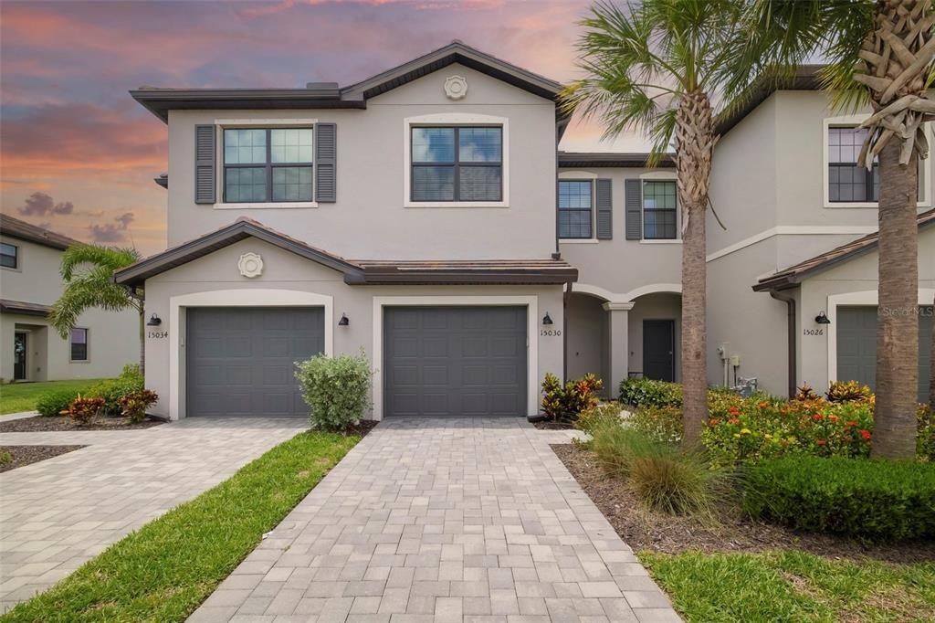 For Sale: $348,875 (3 beds, 2 baths, 1925 Square Feet)