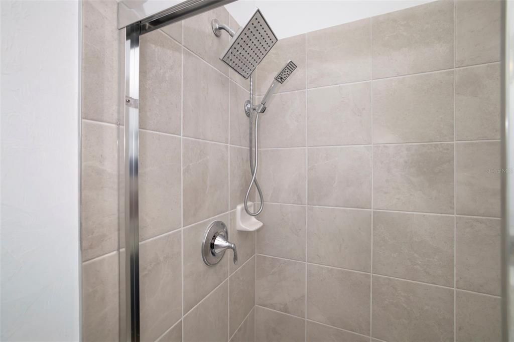 For Sale: $348,875 (3 beds, 2 baths, 1925 Square Feet)