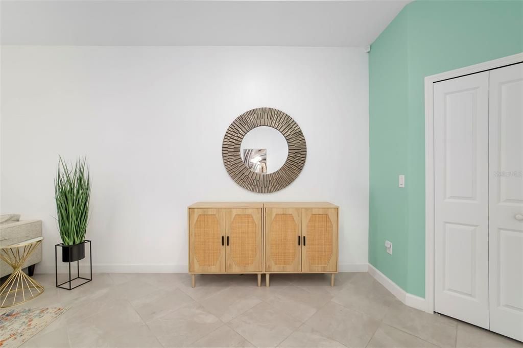 For Sale: $348,875 (3 beds, 2 baths, 1925 Square Feet)