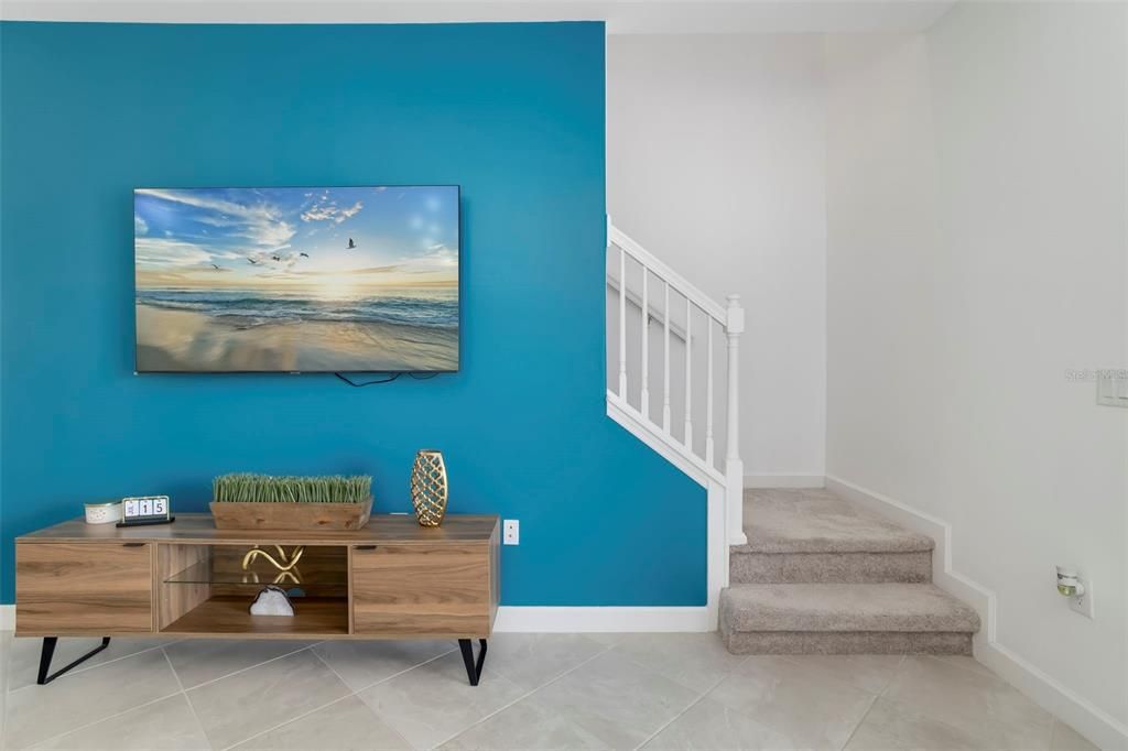 For Sale: $348,875 (3 beds, 2 baths, 1925 Square Feet)