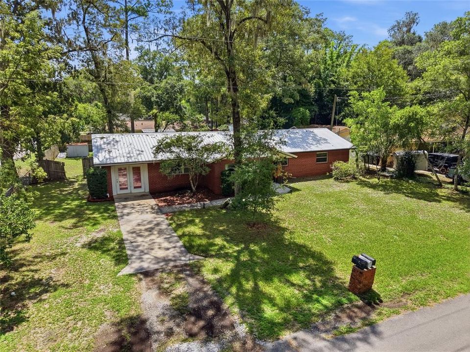 En Venta: $360,000 (4 camas, 3 baños, 1984 Pies cuadrados)