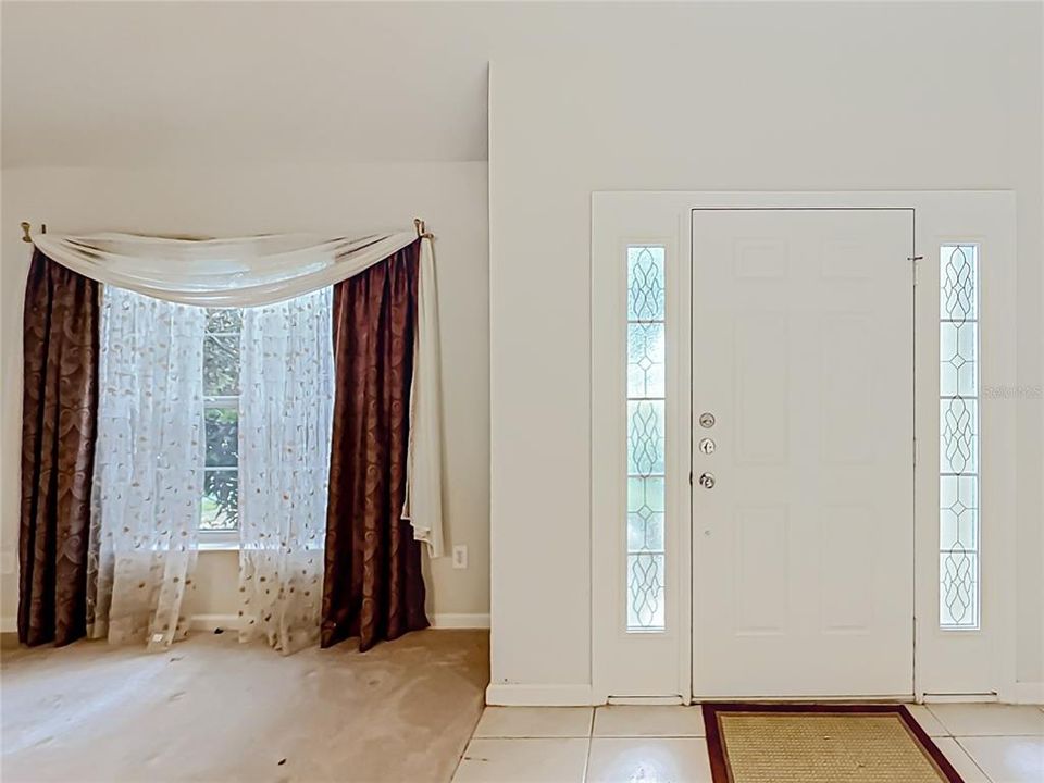 For Sale: $315,000 (4 beds, 2 baths, 1944 Square Feet)