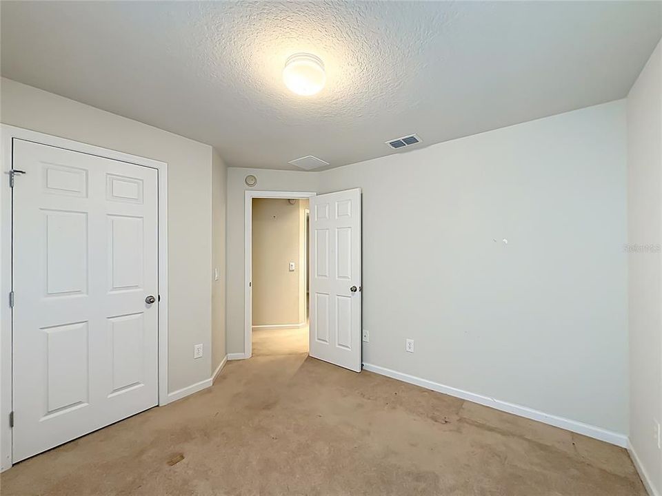 For Sale: $315,000 (4 beds, 2 baths, 1944 Square Feet)