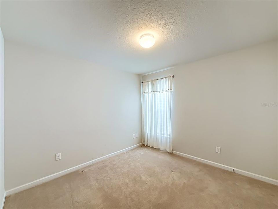 For Sale: $315,000 (4 beds, 2 baths, 1944 Square Feet)