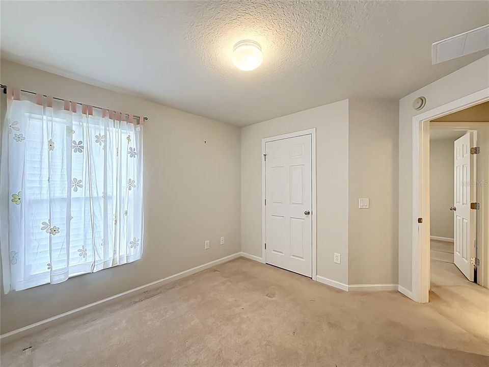 For Sale: $315,000 (4 beds, 2 baths, 1944 Square Feet)