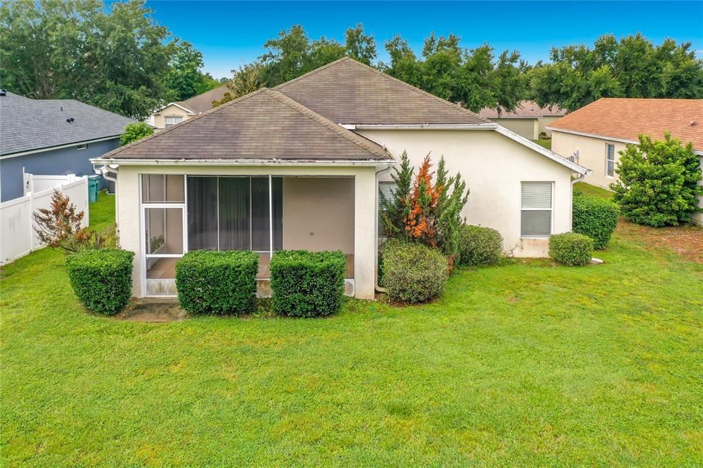 For Sale: $315,000 (4 beds, 2 baths, 1944 Square Feet)