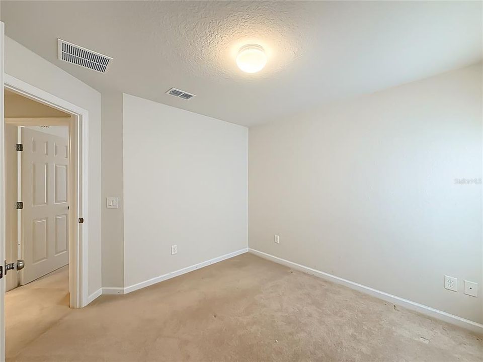 For Sale: $315,000 (4 beds, 2 baths, 1944 Square Feet)