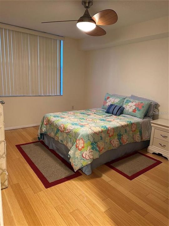 En Renta: $1,950 (2 camas, 2 baños, 870 Pies cuadrados)