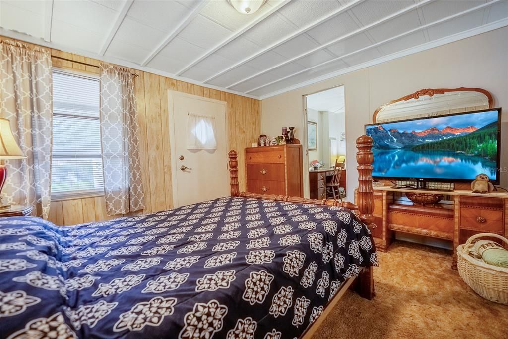 En Venta: $247,500 (3 camas, 2 baños, 1330 Pies cuadrados)