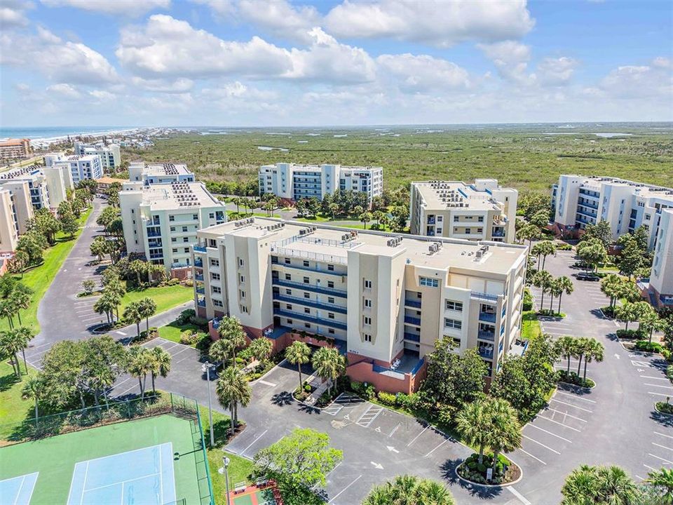 На продажу: $374,900 (2 спален, 2 ванн, 1389 Квадратных фут)