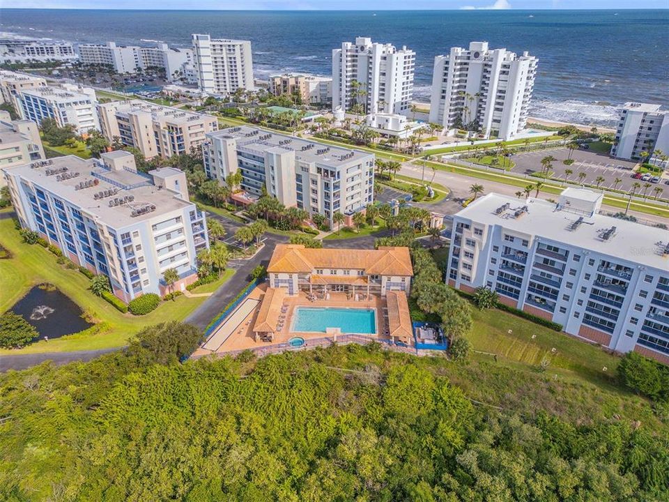 На продажу: $374,900 (2 спален, 2 ванн, 1389 Квадратных фут)