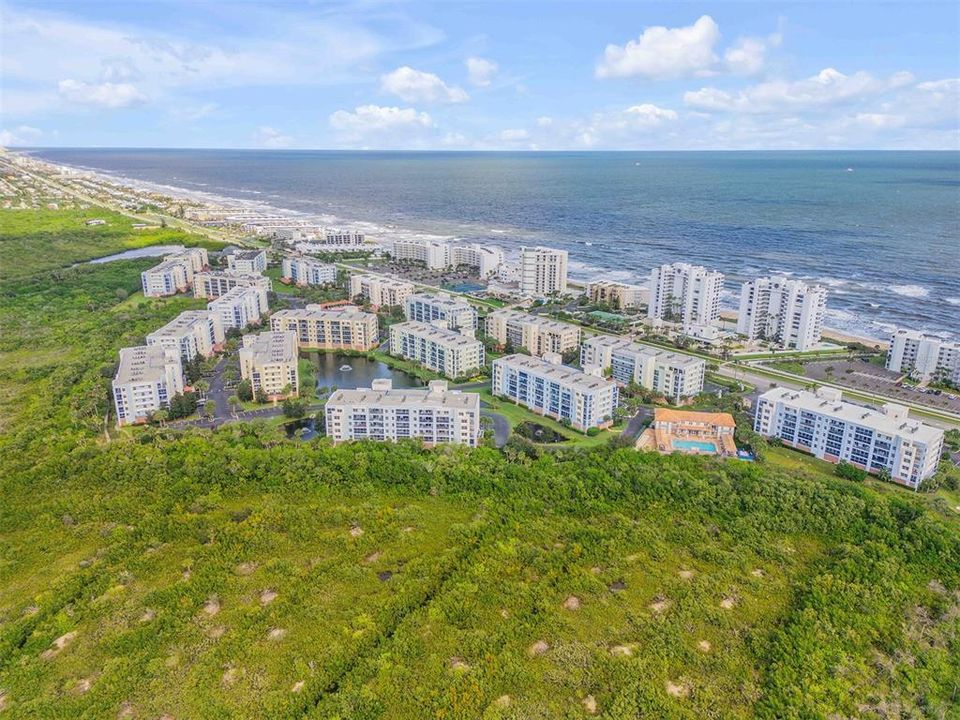 На продажу: $374,900 (2 спален, 2 ванн, 1389 Квадратных фут)