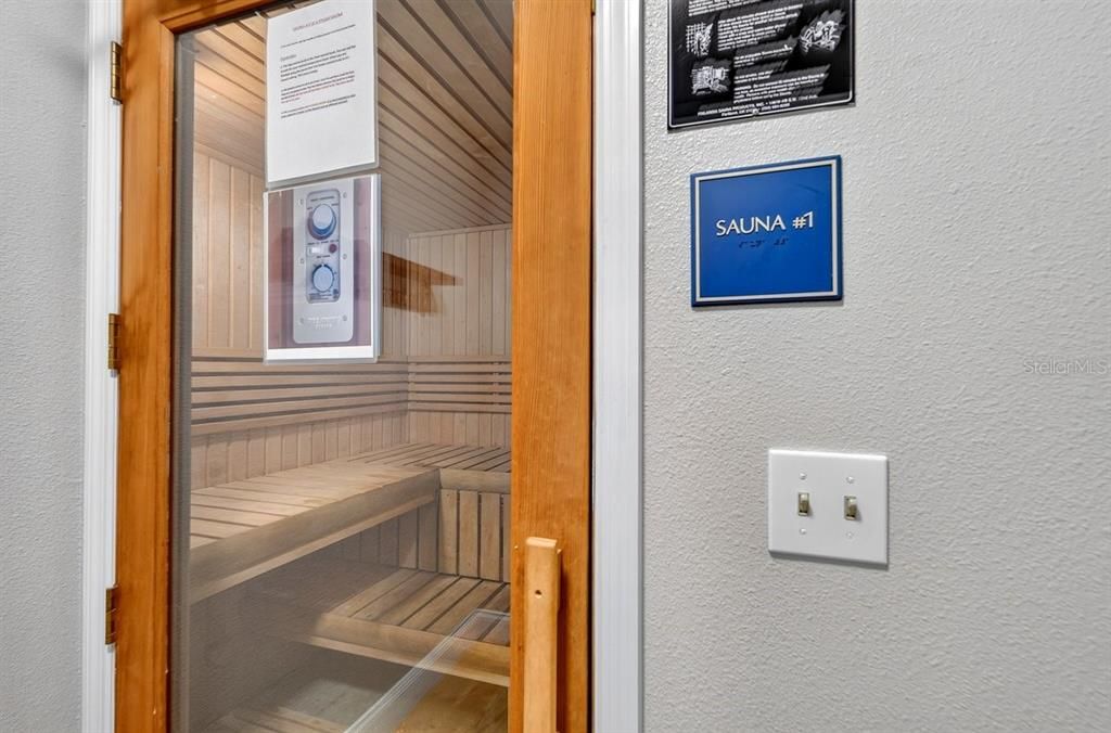 На продажу: $299,900 (2 спален, 2 ванн, 1615 Квадратных фут)