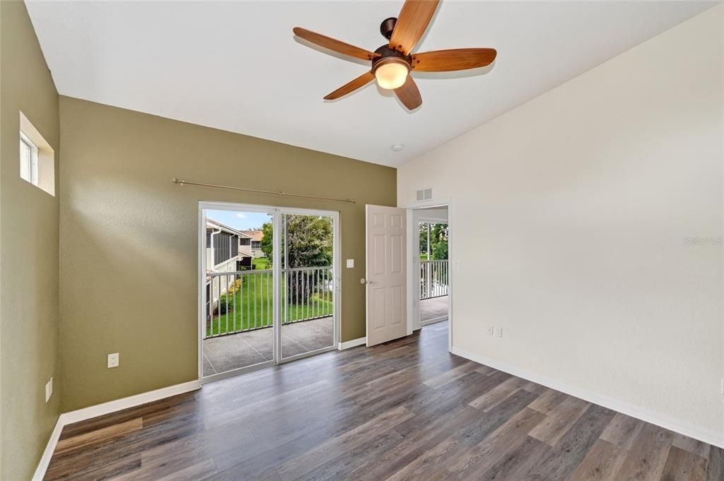 For Sale: $250,000 (2 beds, 2 baths, 1368 Square Feet)