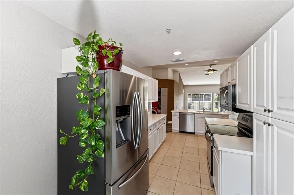 For Sale: $250,000 (2 beds, 2 baths, 1368 Square Feet)