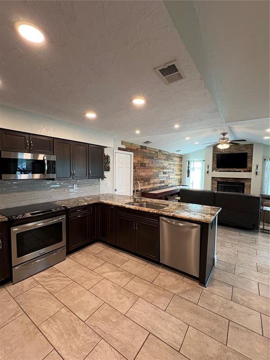 For Sale: $665,000 (3 beds, 2 baths, 2540 Square Feet)