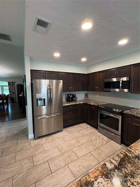 For Sale: $665,000 (3 beds, 2 baths, 2540 Square Feet)
