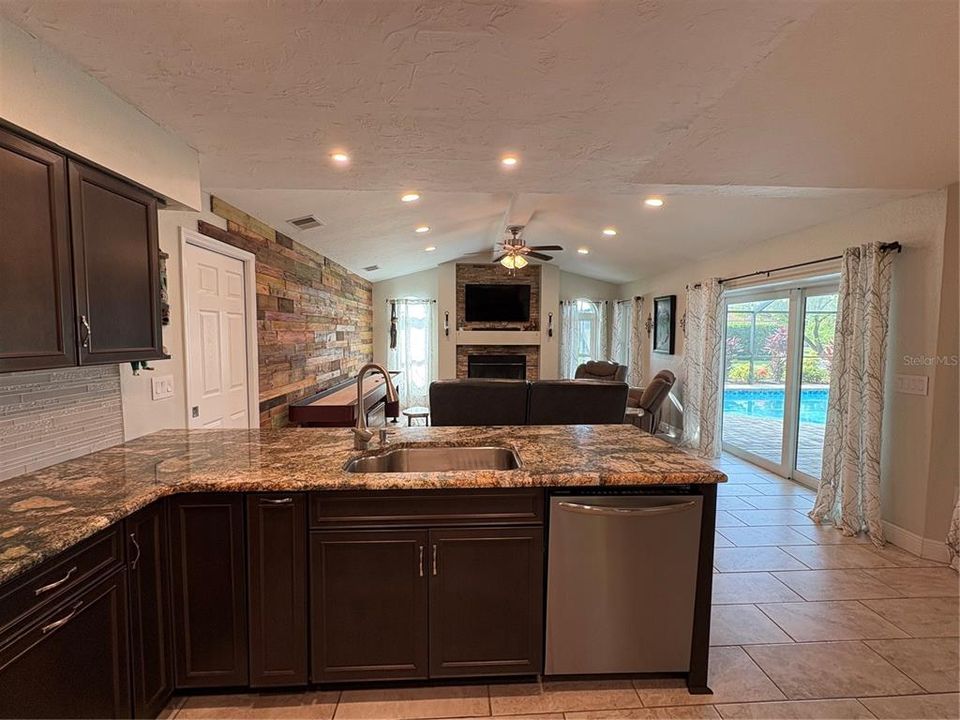 For Sale: $665,000 (3 beds, 2 baths, 2540 Square Feet)