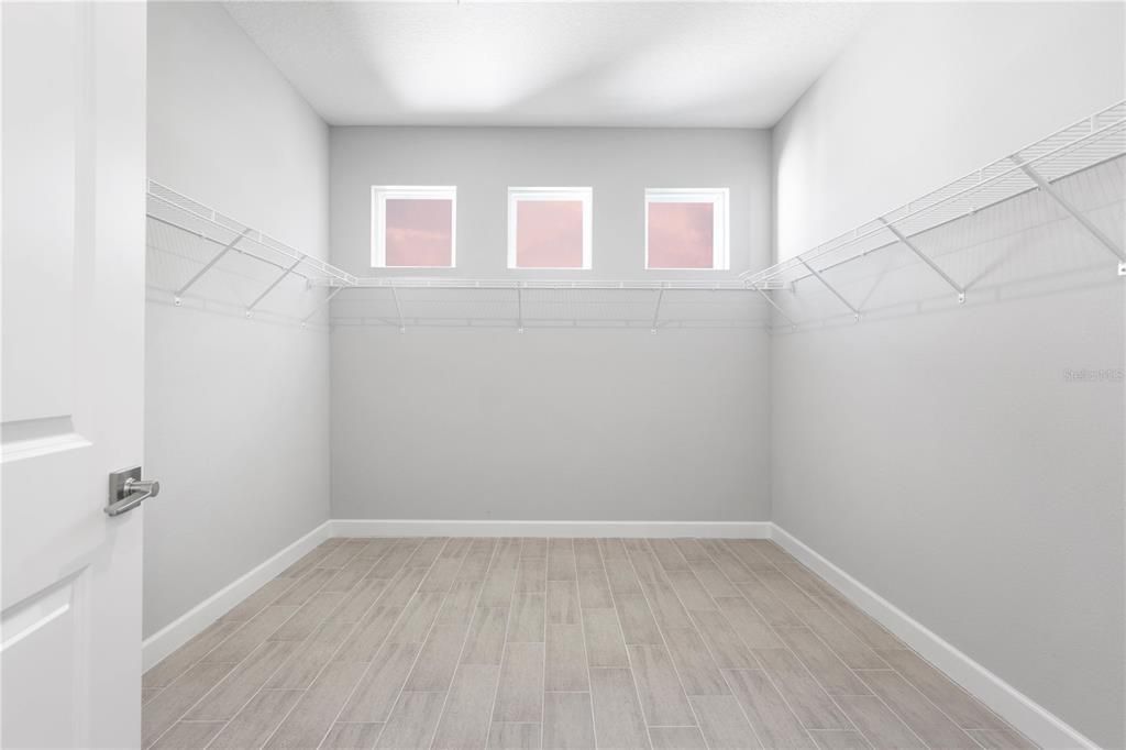 En Venta: $459,000 (4 camas, 3 baños, 2306 Pies cuadrados)