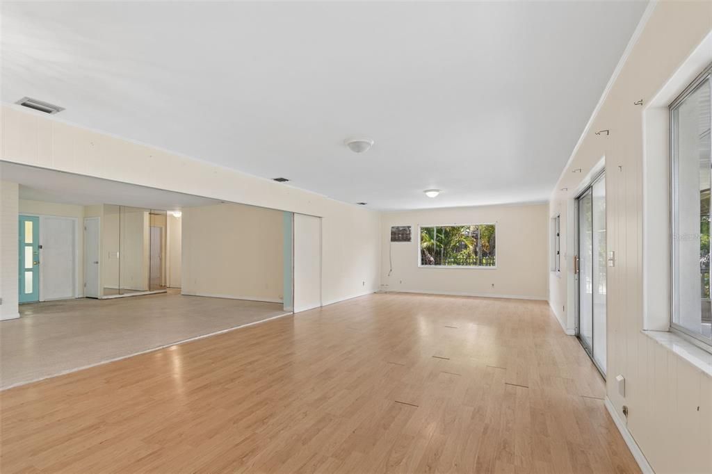 На продажу: $429,000 (3 спален, 2 ванн, 1849 Квадратных фут)