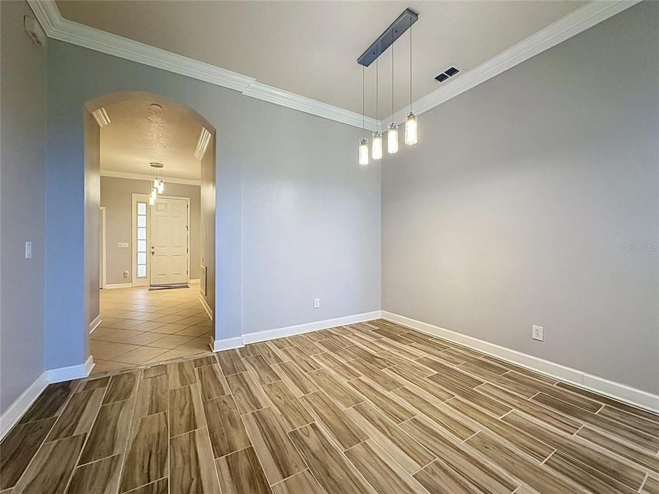 В аренду: $2,500 (3 спален, 2 ванн, 2129 Квадратных фут)