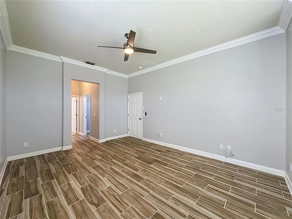В аренду: $2,500 (3 спален, 2 ванн, 2129 Квадратных фут)