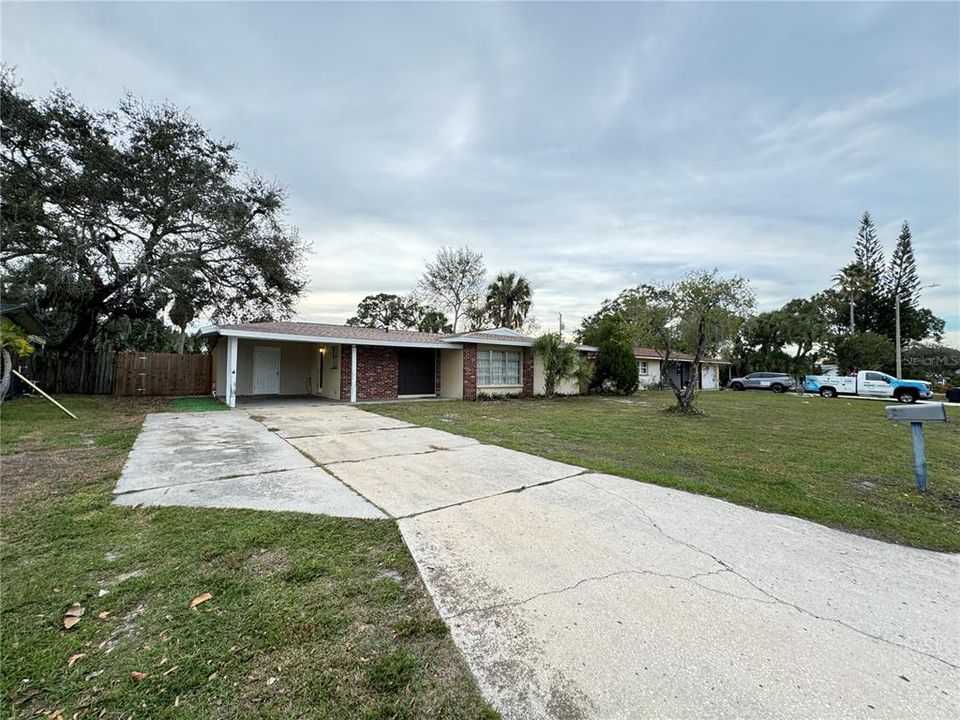 For Rent: $2,000 (3 beds, 2 baths, 1246 Square Feet)