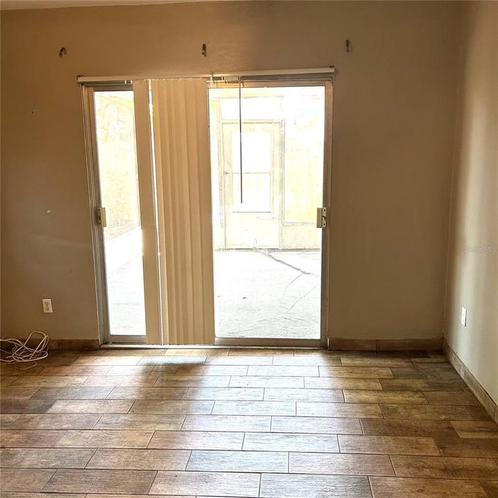 В аренду: $2,250 (2 спален, 2 ванн, 1407 Квадратных фут)
