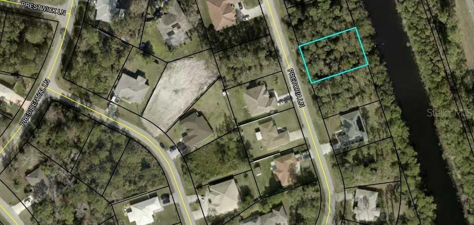 На продажу: $73,000 (0.23 acres)