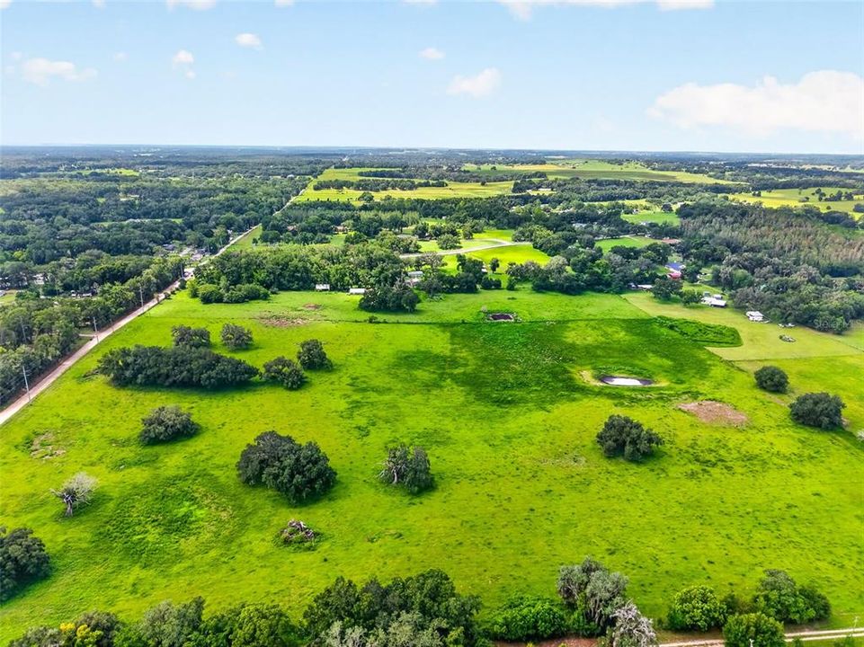 Activo con contrato: $285,000 (14.63 acres)