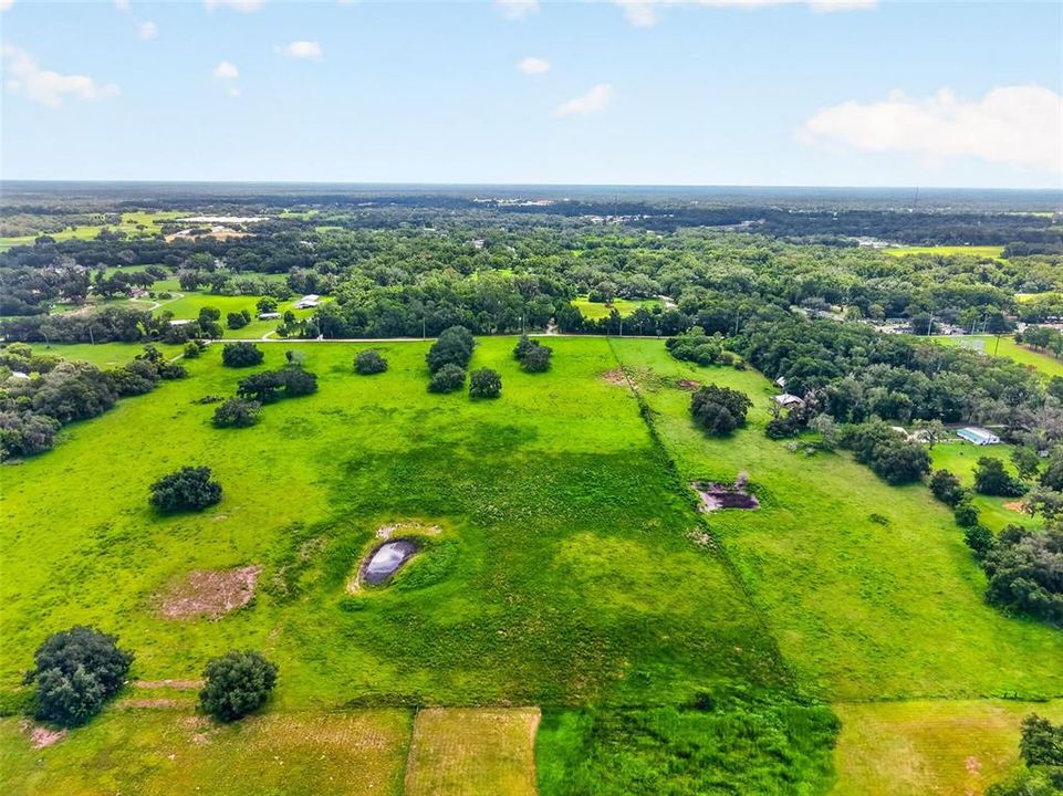 Activo con contrato: $285,000 (14.63 acres)