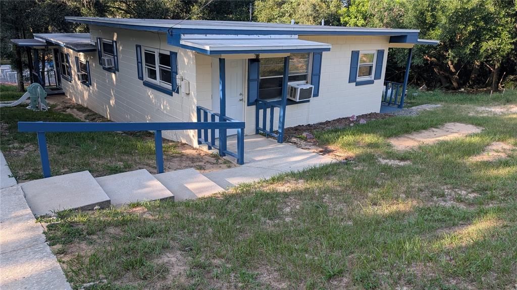 For Rent: $1,400 (2 beds, 1 baths, 624 Square Feet)
