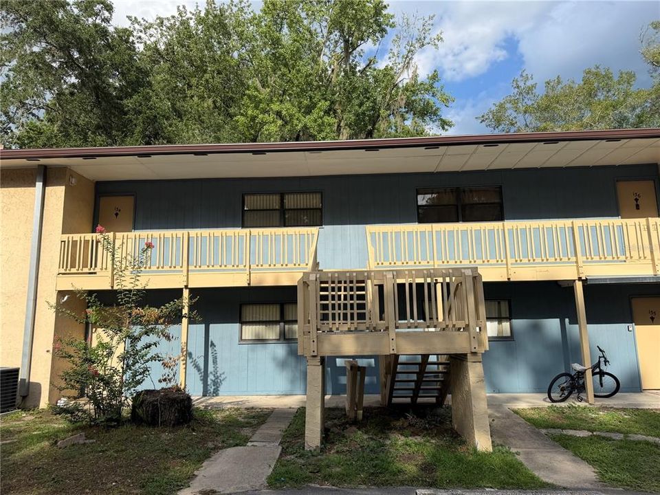 For Sale: $105,000 (2 beds, 2 baths, 1226 Square Feet)