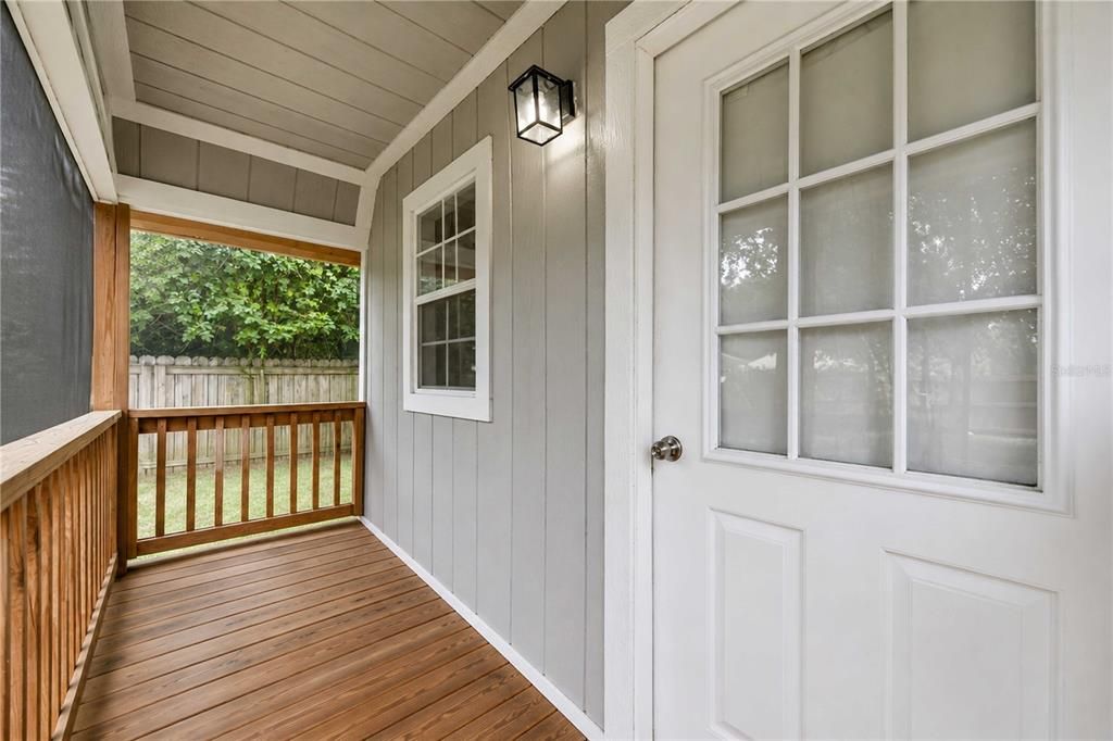 Active With Contract: $284,900 (3 beds, 2 baths, 1437 Square Feet)