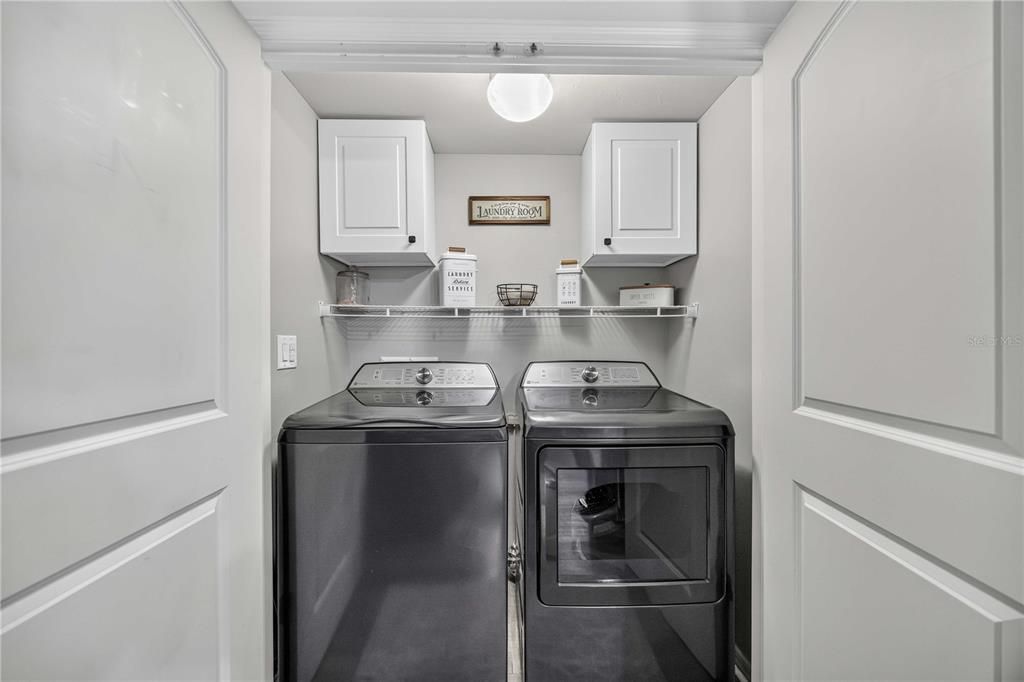Active With Contract: $284,900 (3 beds, 2 baths, 1437 Square Feet)