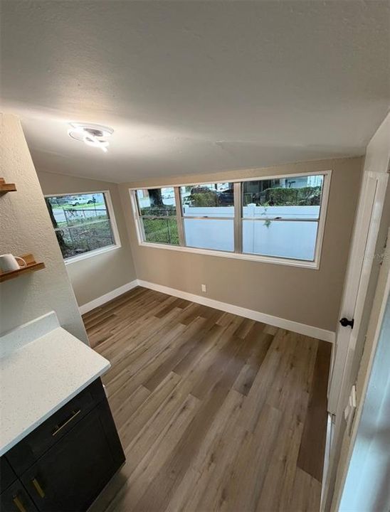En Venta: $437,000 (2 camas, 1 baños, 756 Pies cuadrados)