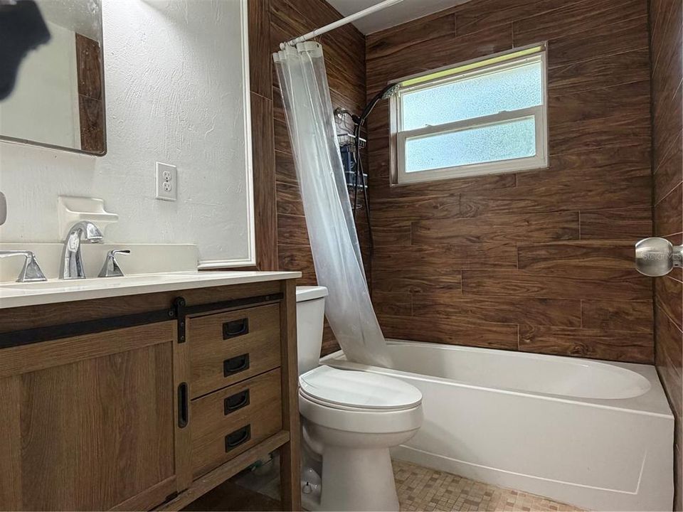 В аренду: $1,850 (3 спален, 2 ванн, 1644 Квадратных фут)