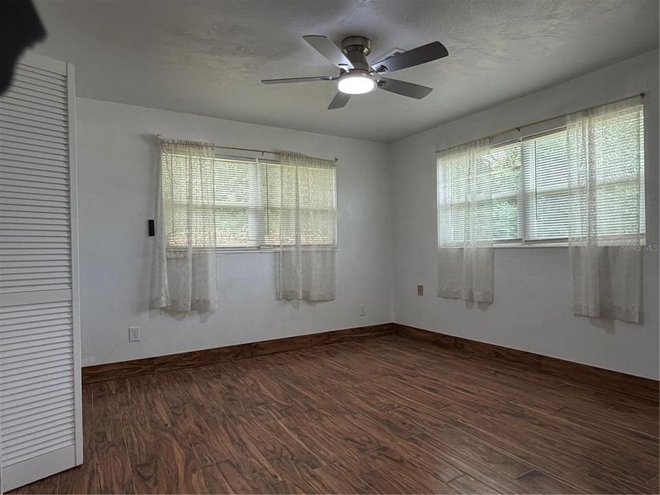 В аренду: $1,850 (3 спален, 2 ванн, 1644 Квадратных фут)