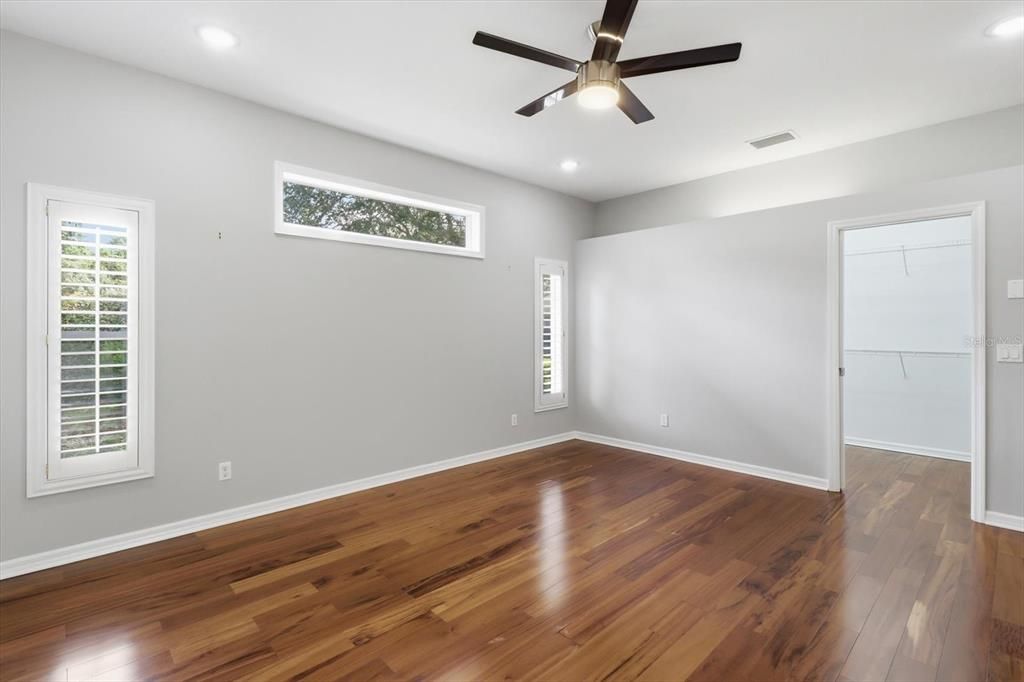 待售: $299,900 (3 贝兹, 2 浴室, 1919 平方英尺)