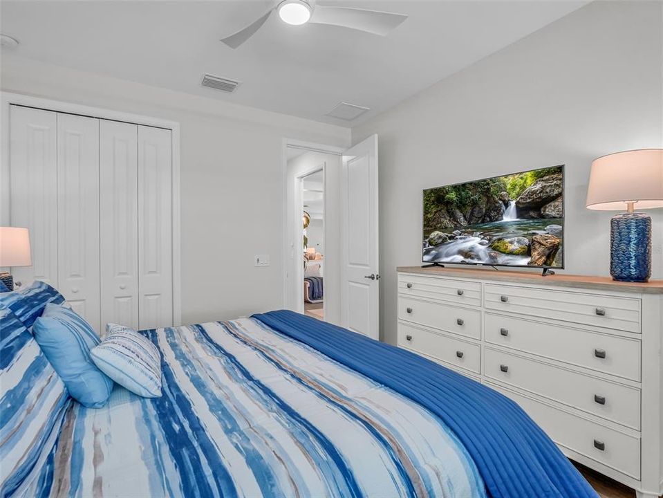 En Venta: $700,000 (3 camas, 2 baños, 2246 Pies cuadrados)