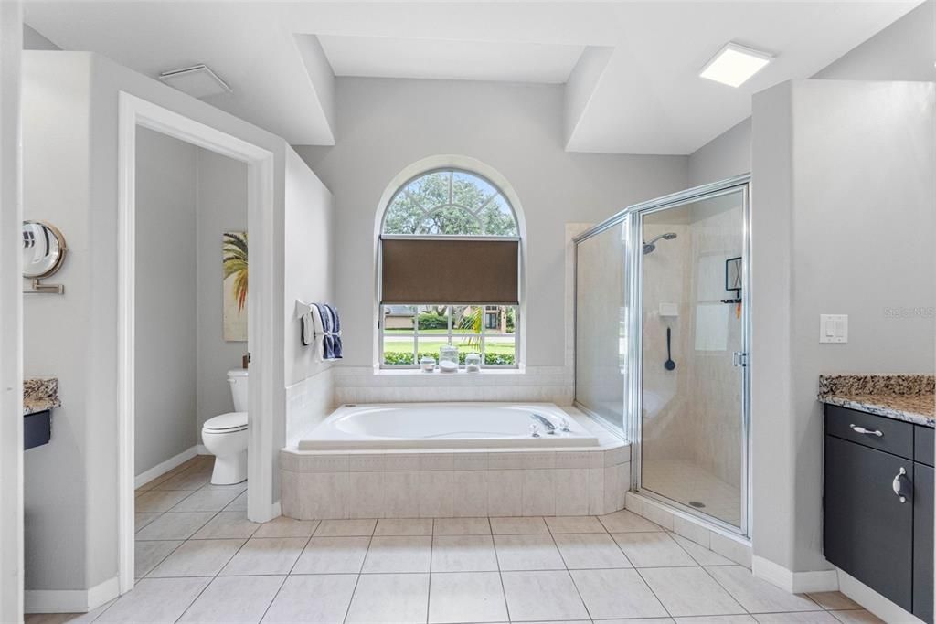 En Venta: $1,295,000 (5 camas, 5 baños, 3660 Pies cuadrados)